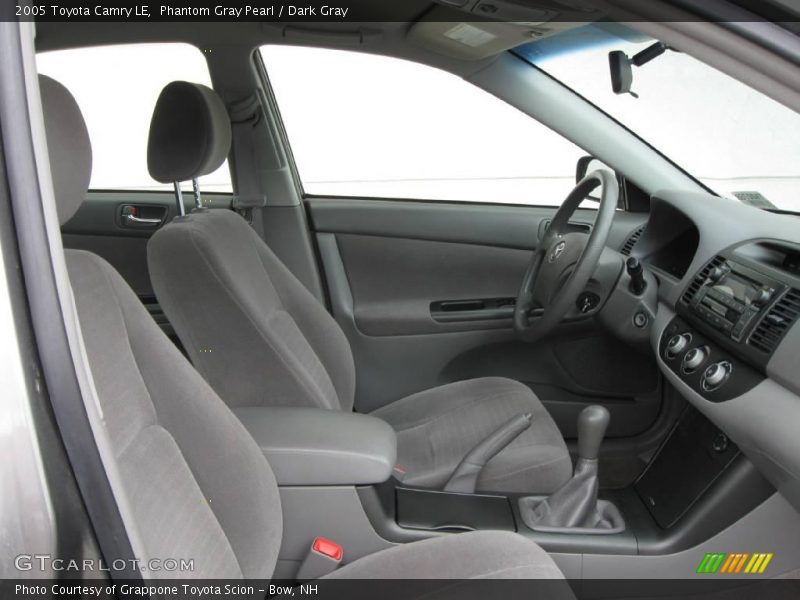 Phantom Gray Pearl / Dark Gray 2005 Toyota Camry LE
