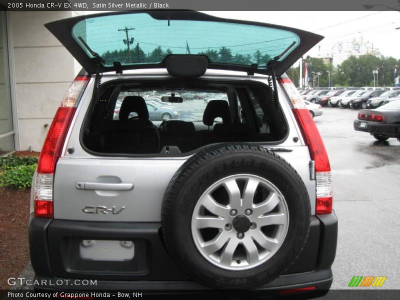 Satin Silver Metallic / Black 2005 Honda CR-V EX 4WD