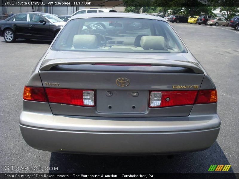 Antique Sage Pearl / Oak 2001 Toyota Camry LE