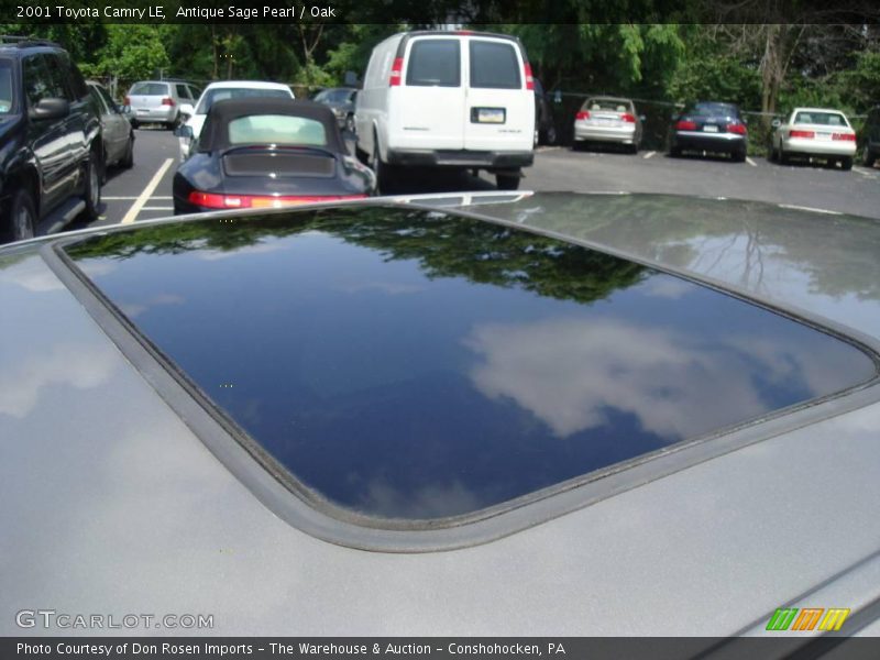 Antique Sage Pearl / Oak 2001 Toyota Camry LE