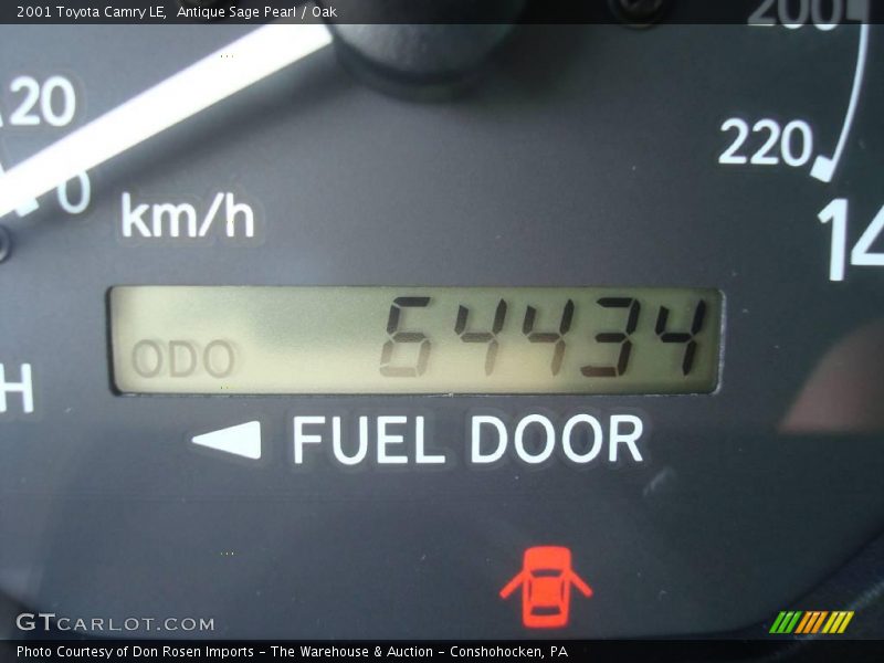 Antique Sage Pearl / Oak 2001 Toyota Camry LE