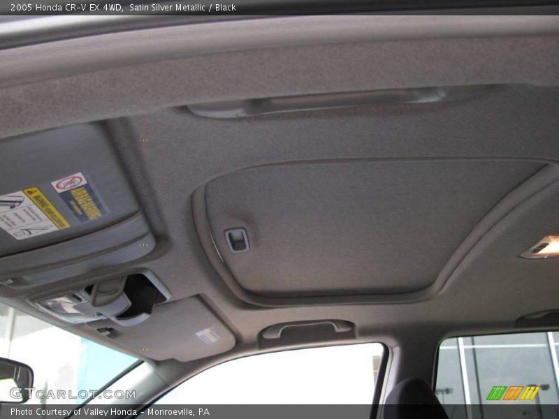 Satin Silver Metallic / Black 2005 Honda CR-V EX 4WD