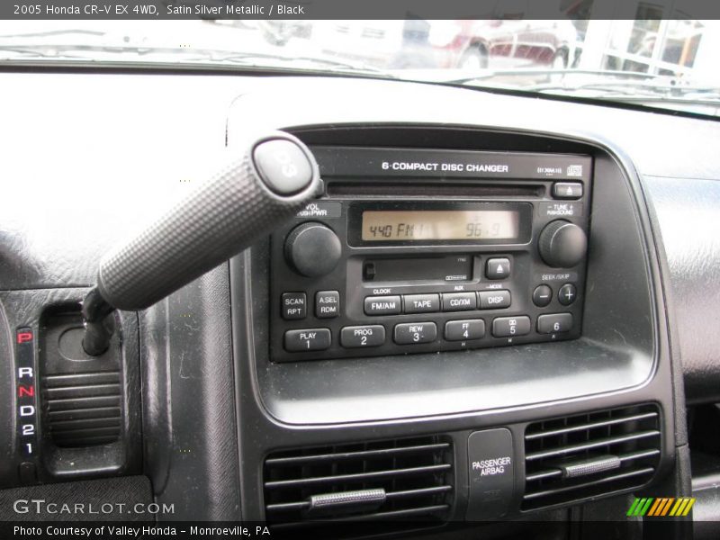 Satin Silver Metallic / Black 2005 Honda CR-V EX 4WD