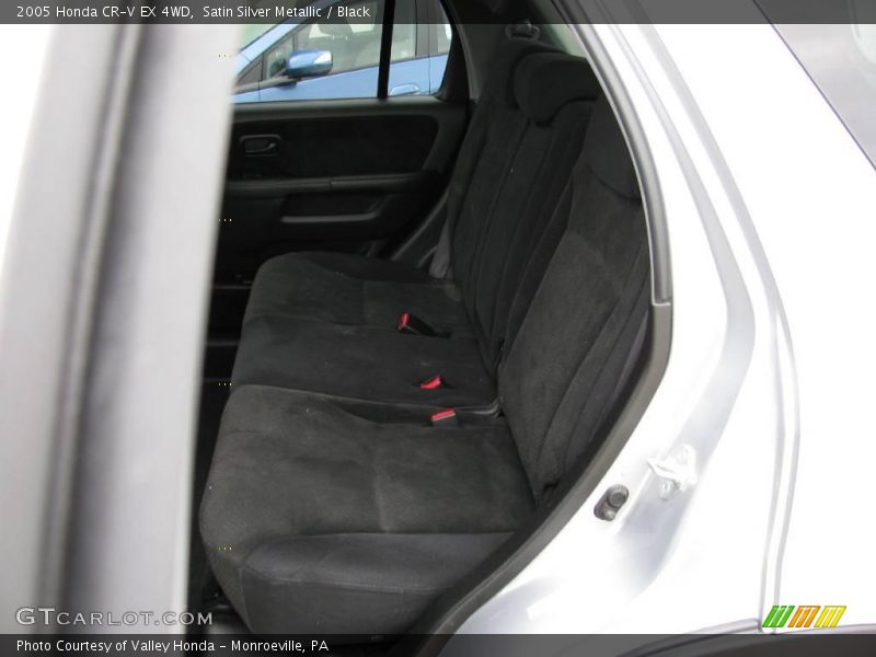Satin Silver Metallic / Black 2005 Honda CR-V EX 4WD