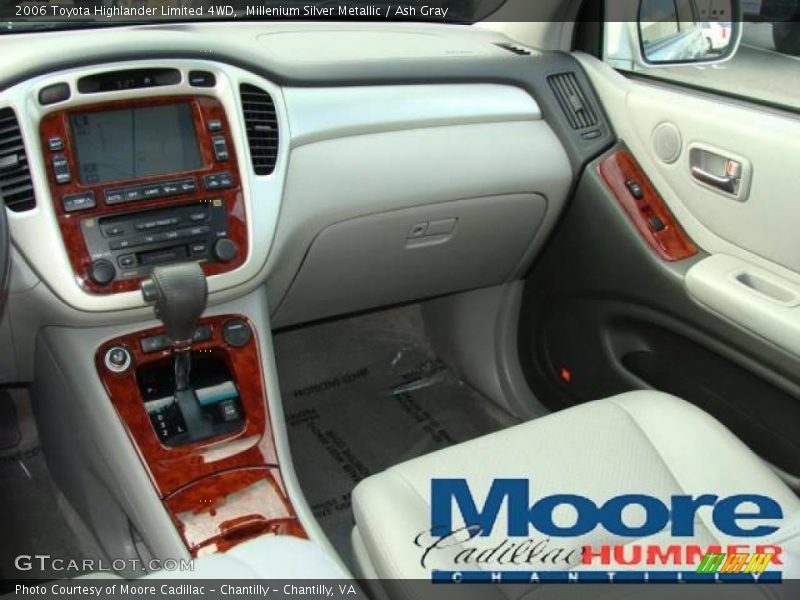 Millenium Silver Metallic / Ash Gray 2006 Toyota Highlander Limited 4WD