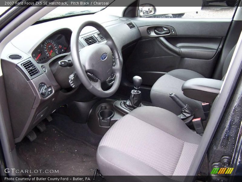 Pitch Black / Charcoal 2007 Ford Focus ZX5 SE Hatchback