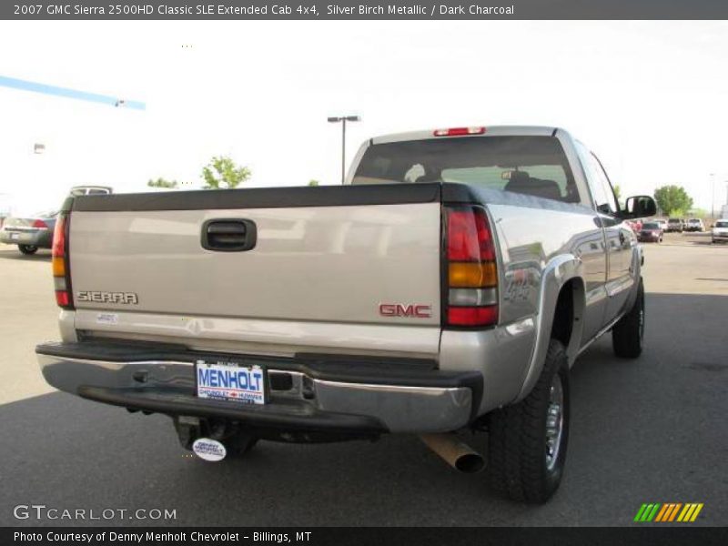 Silver Birch Metallic / Dark Charcoal 2007 GMC Sierra 2500HD Classic SLE Extended Cab 4x4
