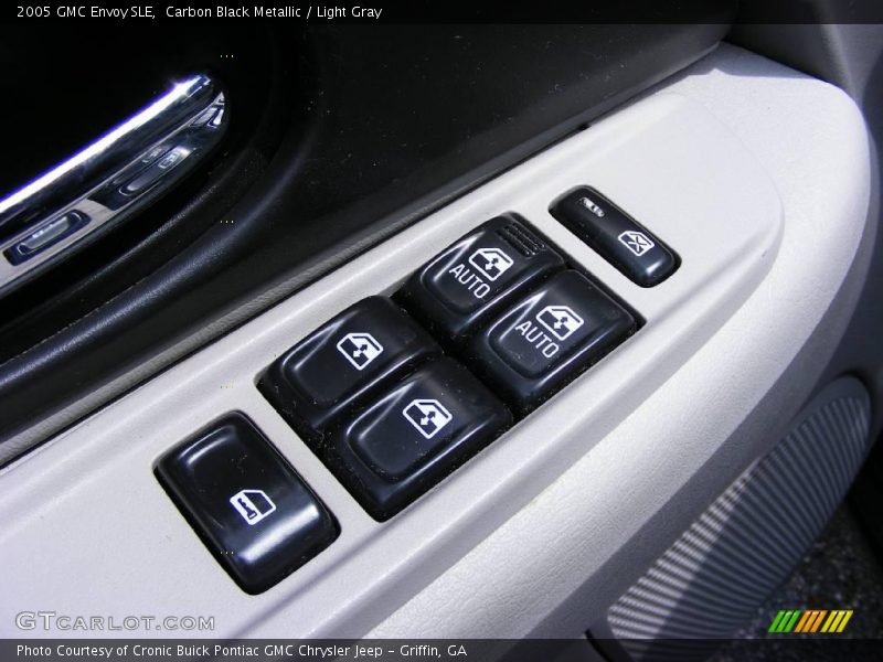 Carbon Black Metallic / Light Gray 2005 GMC Envoy SLE