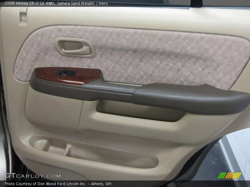 Sahara Sand Metallic / Ivory 2006 Honda CR-V LX 4WD