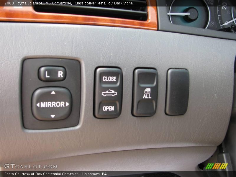 Classic Silver Metallic / Dark Stone 2008 Toyota Solara SLE V6 Convertible