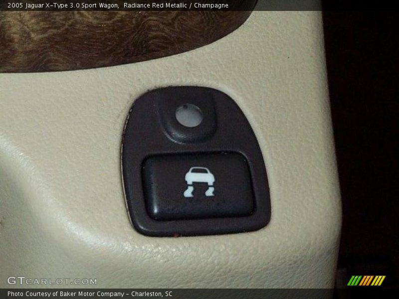 Radiance Red Metallic / Champagne 2005 Jaguar X-Type 3.0 Sport Wagon