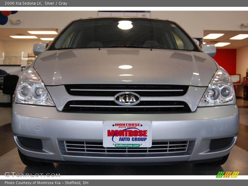 Silver / Gray 2006 Kia Sedona LX