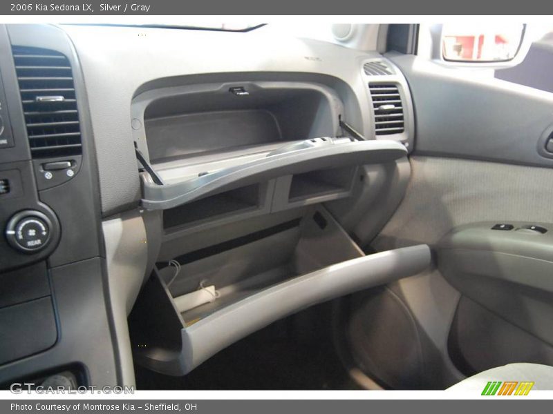Silver / Gray 2006 Kia Sedona LX