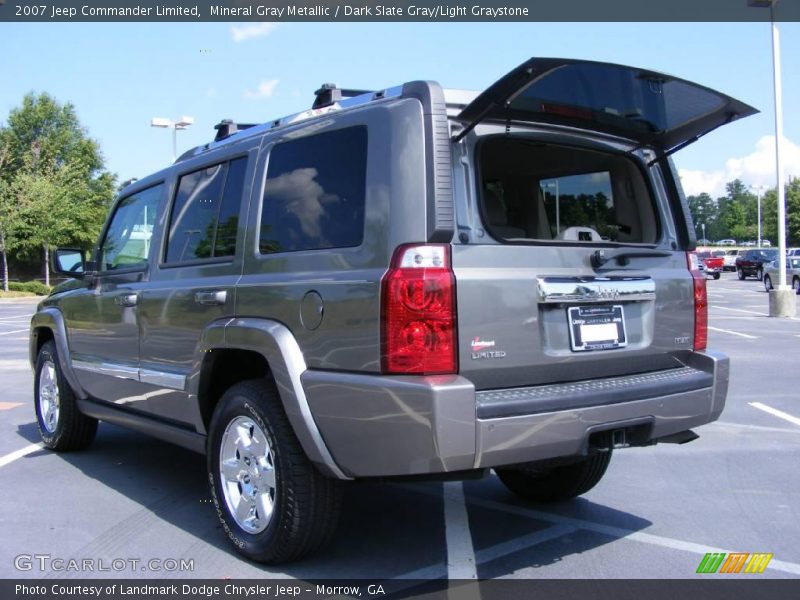 Mineral Gray Metallic / Dark Slate Gray/Light Graystone 2007 Jeep Commander Limited