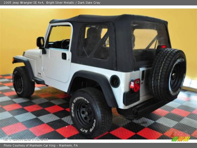 Bright Silver Metallic / Dark Slate Gray 2005 Jeep Wrangler SE 4x4