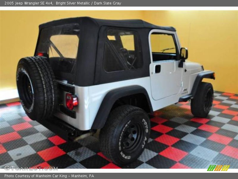 Bright Silver Metallic / Dark Slate Gray 2005 Jeep Wrangler SE 4x4