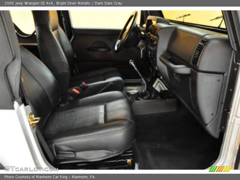 Bright Silver Metallic / Dark Slate Gray 2005 Jeep Wrangler SE 4x4
