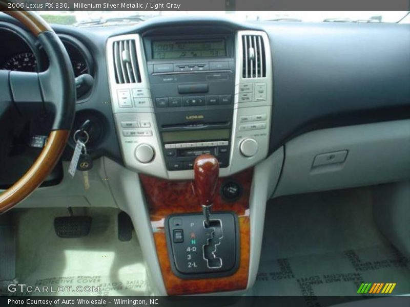 Millenium Silver Metallic / Light Gray 2006 Lexus RX 330