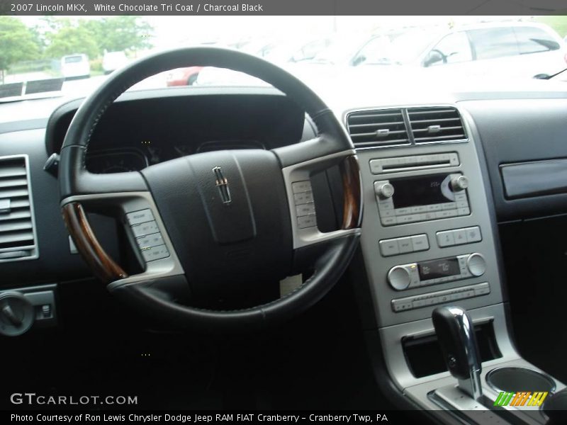 White Chocolate Tri Coat / Charcoal Black 2007 Lincoln MKX