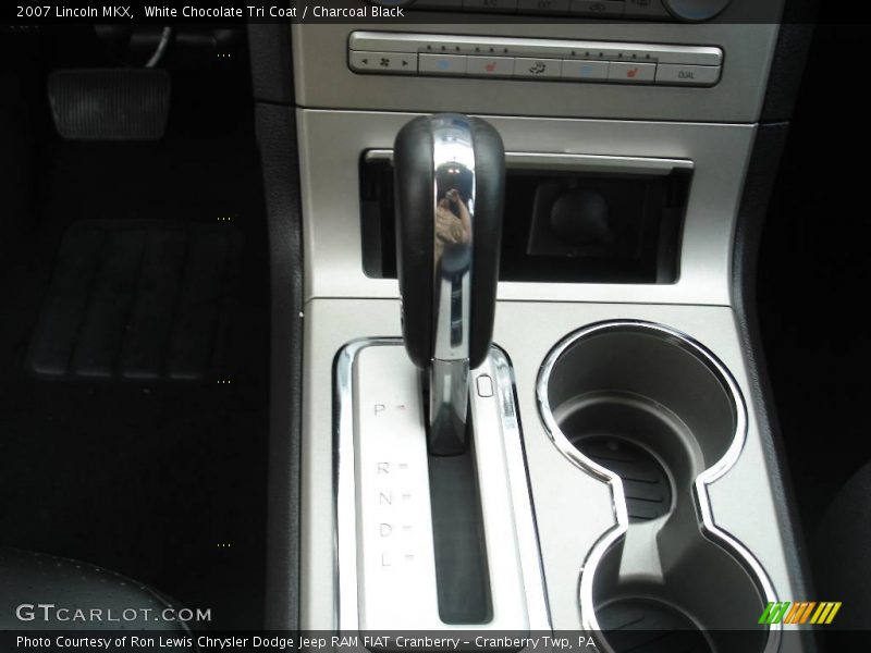 White Chocolate Tri Coat / Charcoal Black 2007 Lincoln MKX