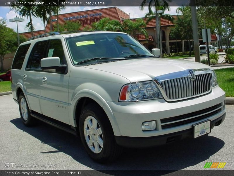 Cashmere Tri Coat / Camel 2005 Lincoln Navigator Luxury