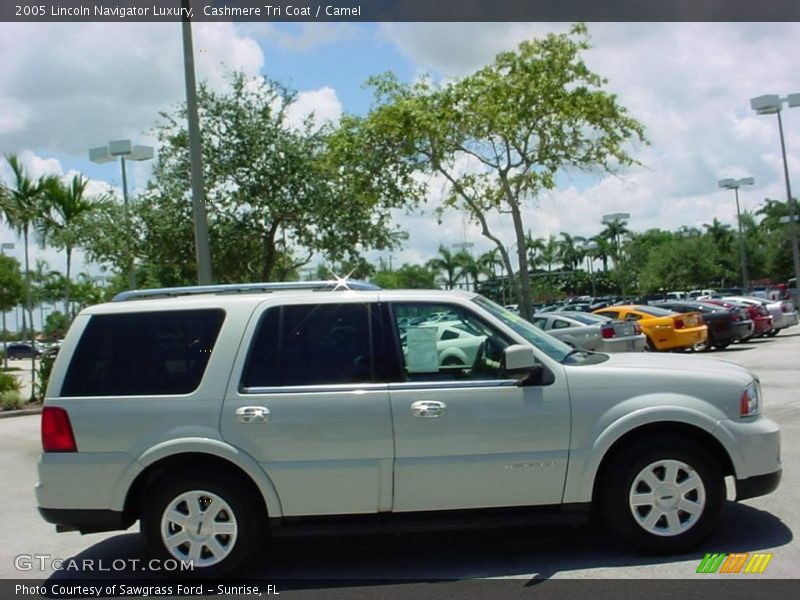 Cashmere Tri Coat / Camel 2005 Lincoln Navigator Luxury