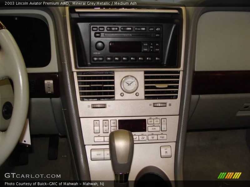 Mineral Grey Metallic / Medium Ash 2003 Lincoln Aviator Premium AWD