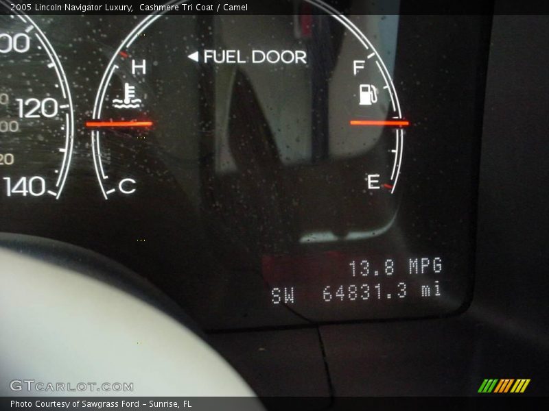 Cashmere Tri Coat / Camel 2005 Lincoln Navigator Luxury