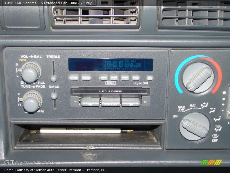 Black / Gray 1996 GMC Sonoma SLS Extended Cab