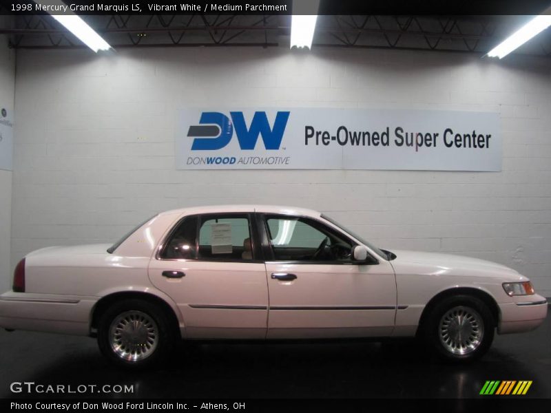 Vibrant White / Medium Parchment 1998 Mercury Grand Marquis LS