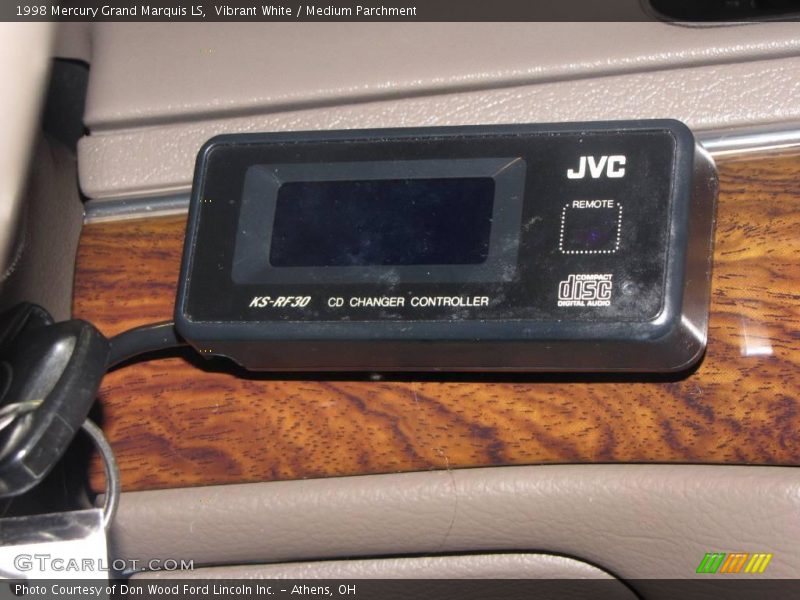 Vibrant White / Medium Parchment 1998 Mercury Grand Marquis LS