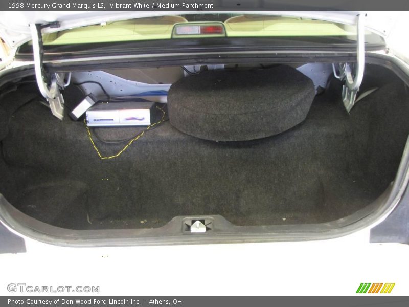 Vibrant White / Medium Parchment 1998 Mercury Grand Marquis LS