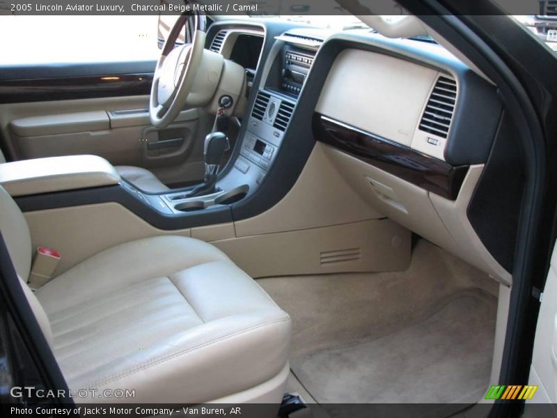 Charcoal Beige Metallic / Camel 2005 Lincoln Aviator Luxury