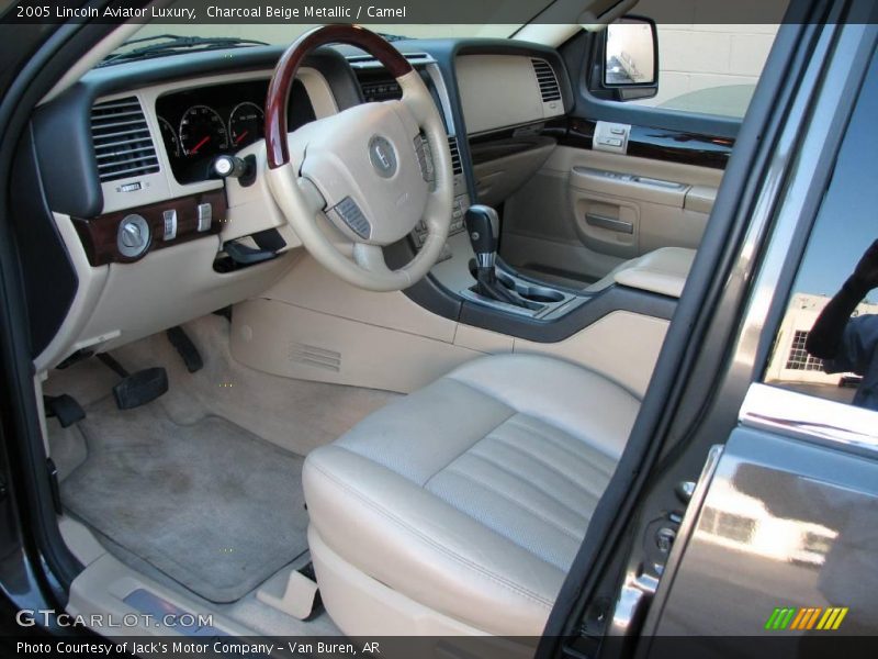 Charcoal Beige Metallic / Camel 2005 Lincoln Aviator Luxury