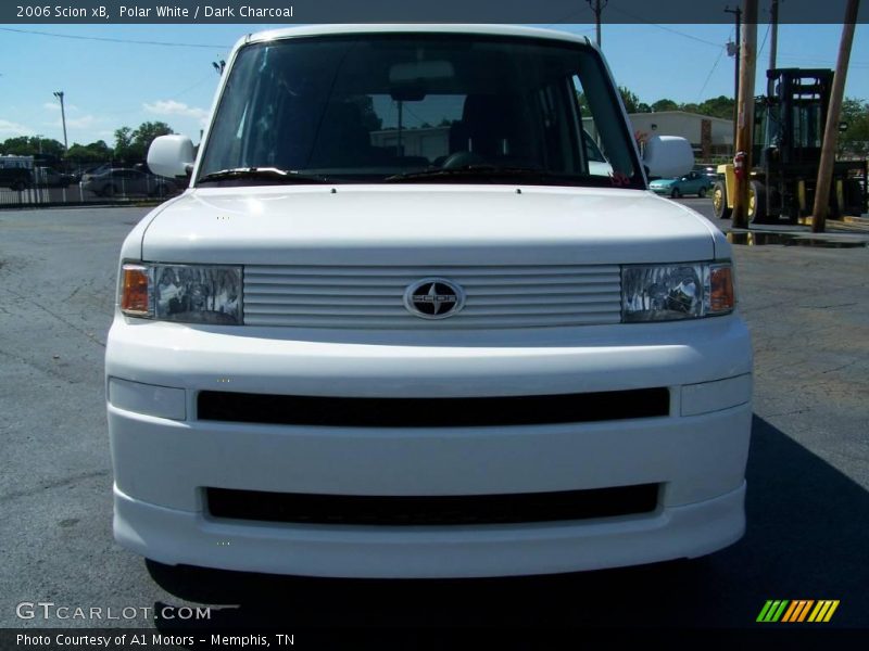 Polar White / Dark Charcoal 2006 Scion xB