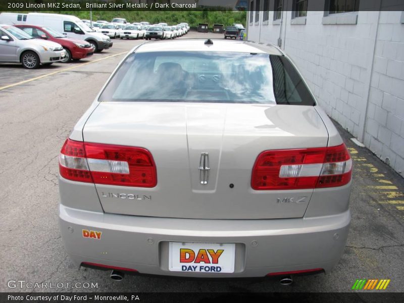 Brilliant Silver Metallic / Dark Charcoal 2009 Lincoln MKZ Sedan