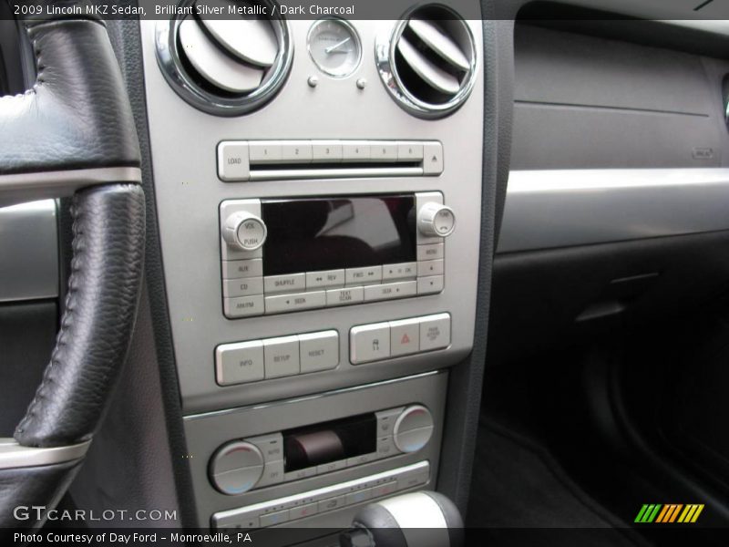 Brilliant Silver Metallic / Dark Charcoal 2009 Lincoln MKZ Sedan