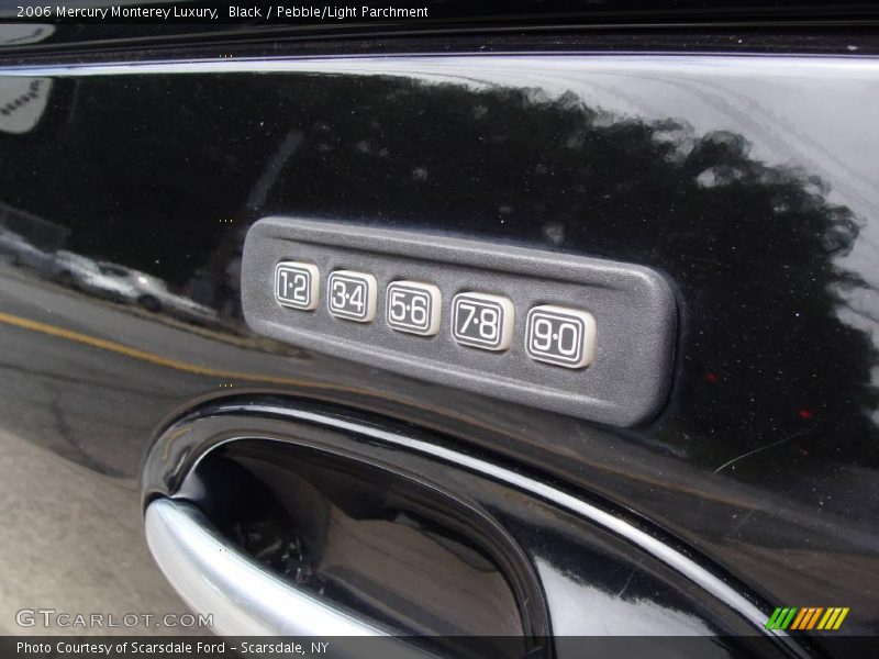 Black / Pebble/Light Parchment 2006 Mercury Monterey Luxury