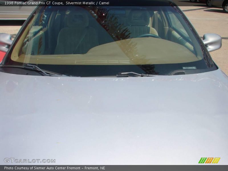Silvermist Metallic / Camel 1998 Pontiac Grand Prix GT Coupe
