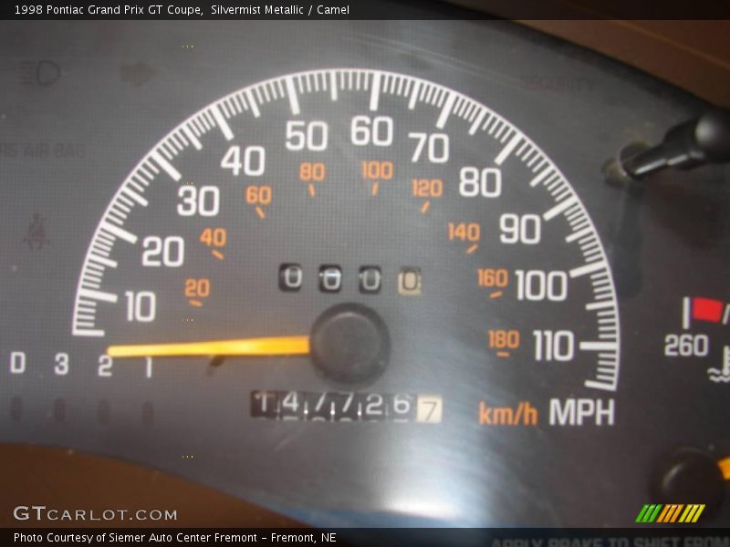 Silvermist Metallic / Camel 1998 Pontiac Grand Prix GT Coupe