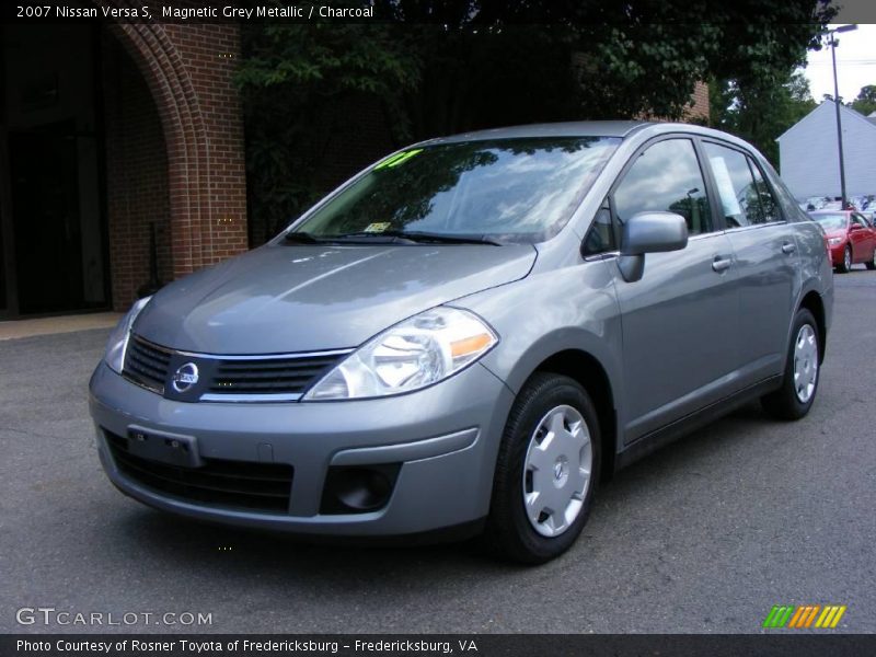 Magnetic Grey Metallic / Charcoal 2007 Nissan Versa S