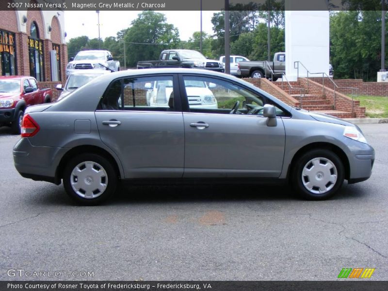 Magnetic Grey Metallic / Charcoal 2007 Nissan Versa S