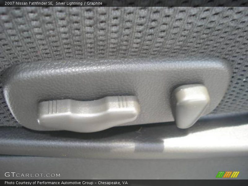 Silver Lightning / Graphite 2007 Nissan Pathfinder SE