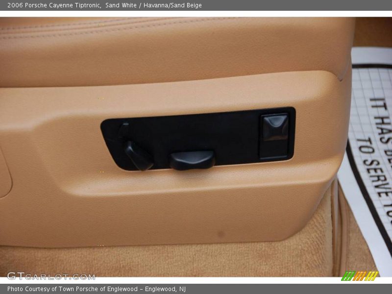 Sand White / Havanna/Sand Beige 2006 Porsche Cayenne Tiptronic