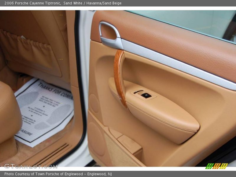Sand White / Havanna/Sand Beige 2006 Porsche Cayenne Tiptronic