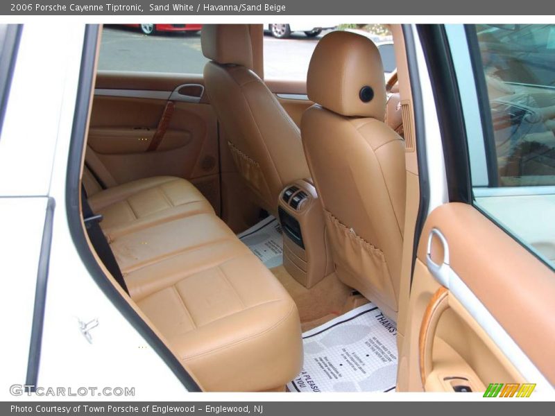 Sand White / Havanna/Sand Beige 2006 Porsche Cayenne Tiptronic