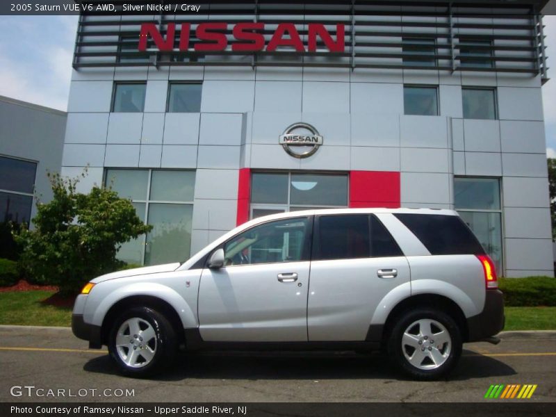 Silver Nickel / Gray 2005 Saturn VUE V6 AWD