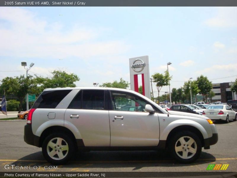 Silver Nickel / Gray 2005 Saturn VUE V6 AWD