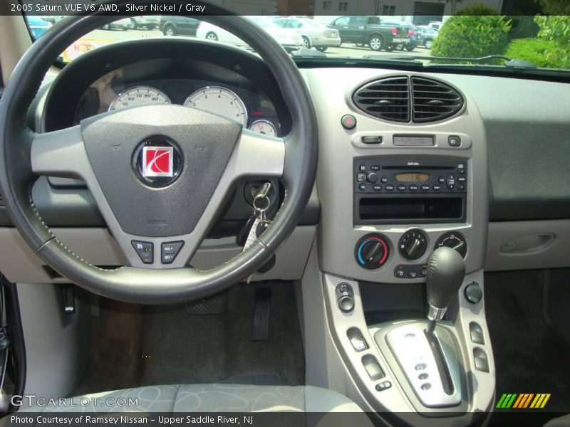 Silver Nickel / Gray 2005 Saturn VUE V6 AWD