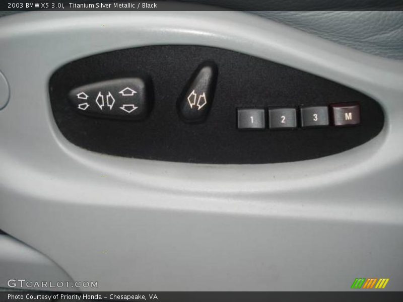 Titanium Silver Metallic / Black 2003 BMW X5 3.0i